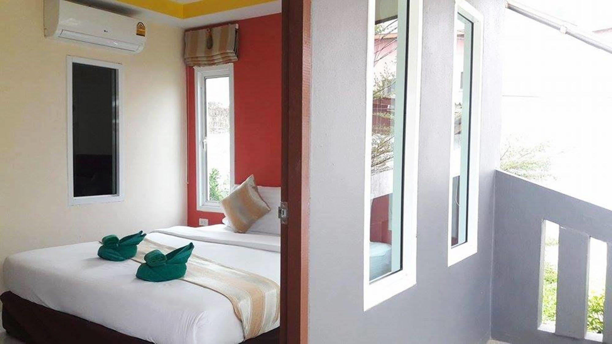 Popular Lanta Resort Ko Lanta Kültér fotó