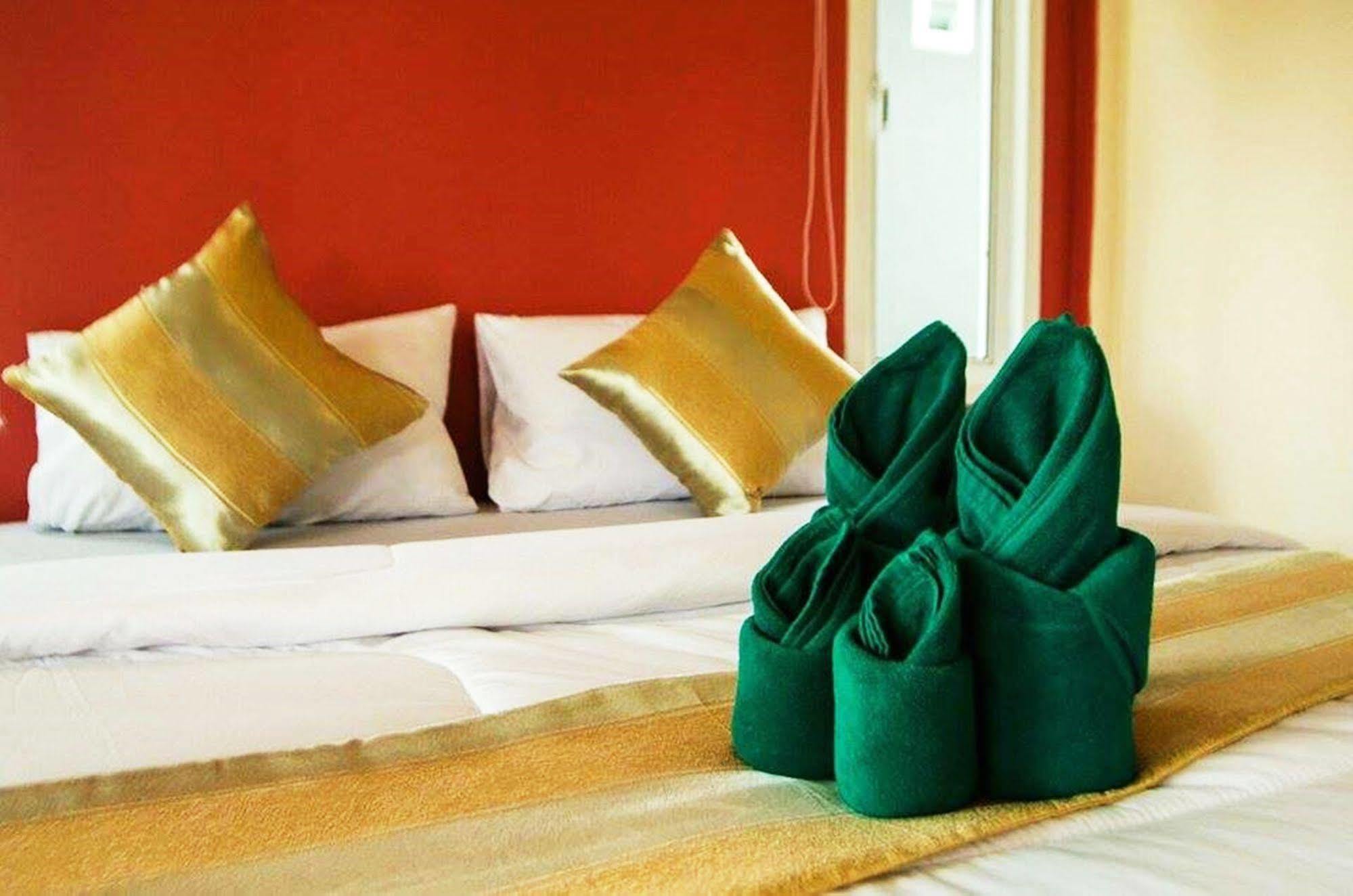 Popular Lanta Resort Ko Lanta Kültér fotó